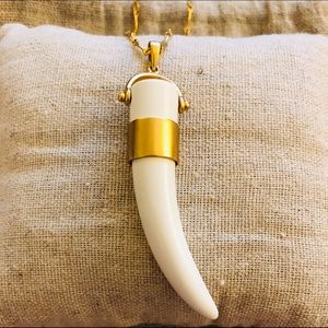 White and Gold Horn necklace